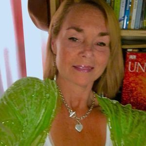 Meet your Posher, Catherine